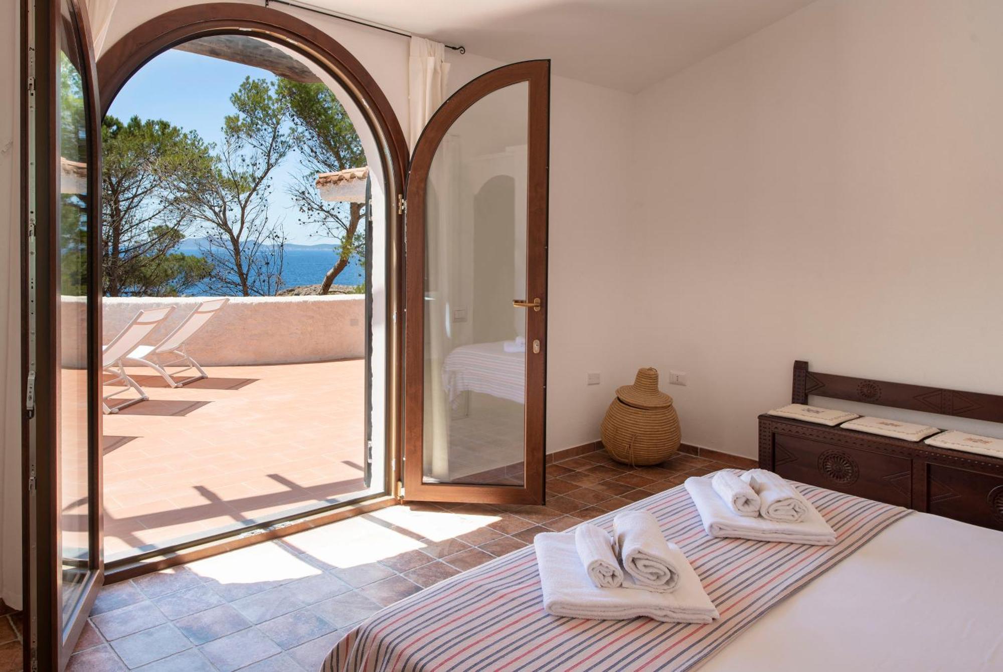 Villa Eliana Sul Mare Porto Pino Kültér fotó
